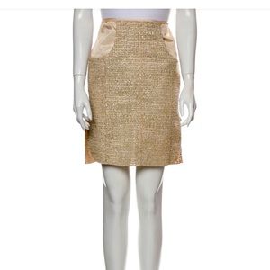 NEW. Nina Ricci Knee-Length Skirt. Size 36